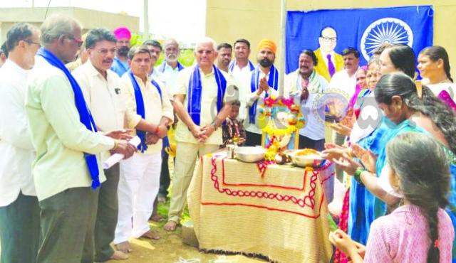 ಸರ್ವರೂ ಸಮಾನರು ಸಾರುವ ಸಂವಿಧಾನ : ಹೆಸ್ಕಾಂ ಅಧ್ಯಕ್ಷ ಖಾದ್ರಿ