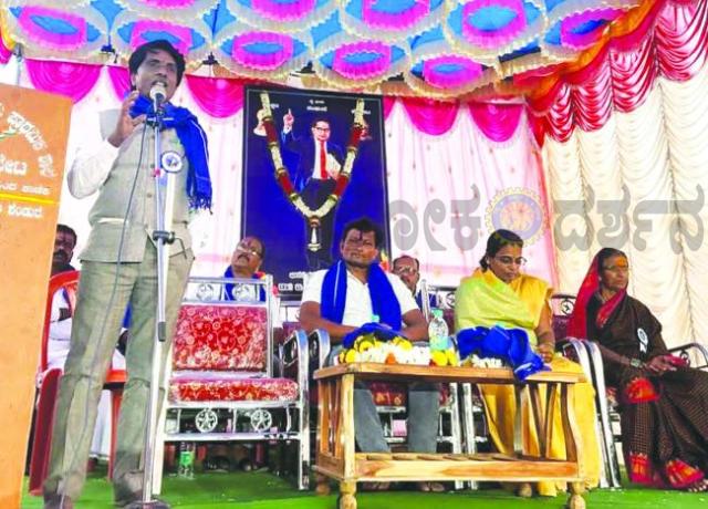 ನಮ್ಮ ಸಂವಿಧಾನವು ಪ್ರಪಂಚದಲ್ಲಿಯೇ ಸರ್ವಶ್ರೇಷ್ಠವಾದುದು