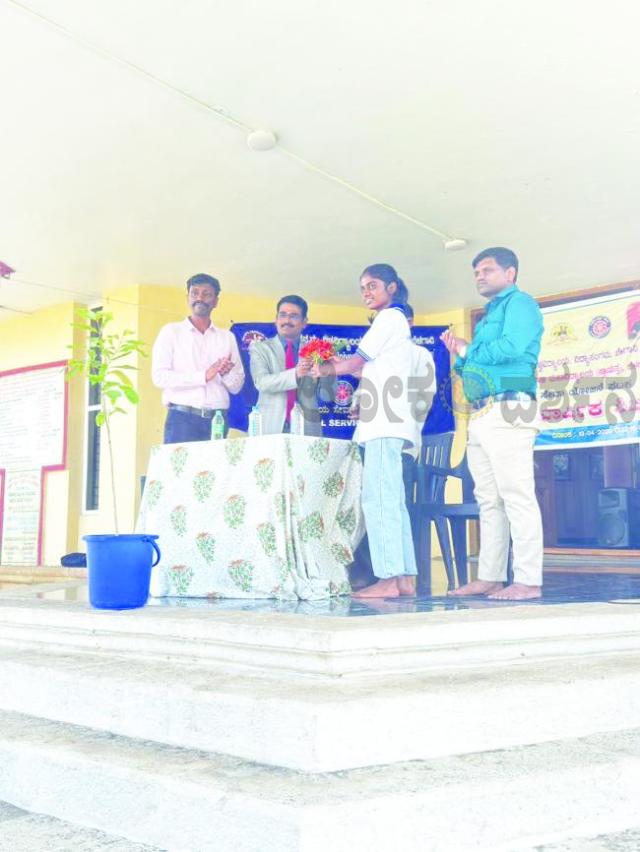 ಕಾನೂನು ಹಕ್ಕುಗಳು ಮತ್ತು ಜವಾಬ್ದಾರಿಗಳ ಅರಿವು ಎಲ್ಲಿರಿಗೂ ಇರಬೇಕು : ಹಿರಿಯ ನ್ಯಾಯಾಧೀಶ ಸಂದೀಪ ಪಾಟೀಲ್ 