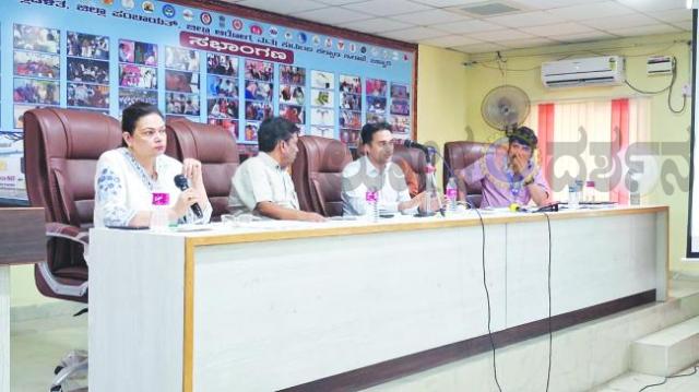 ರಾಷ್ಟ್ರಿಯ ಆರೋಗ್ಯ ಕಾರ್ಯಕ್ರಮಗಳ ಯಶಸ್ವಿಗೆ ಜವಾಬ್ದಾರಿಯಿಂದ ಕಾರ್ಯನಿರ್ವಹಿಸಿ  