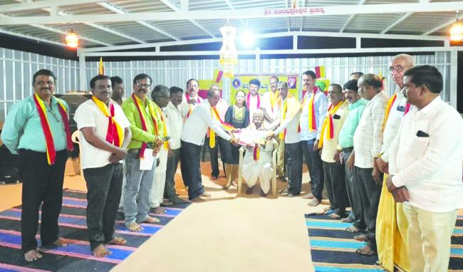 ಜಗ ಬೆಳಗಿದ ಮಹಾ ಬೆಳಕು ವಿಶ್ವಗುರು ಬಸವಣ್ಣನವರ - ಎಸ ಎಫ್ ಆದಿ  