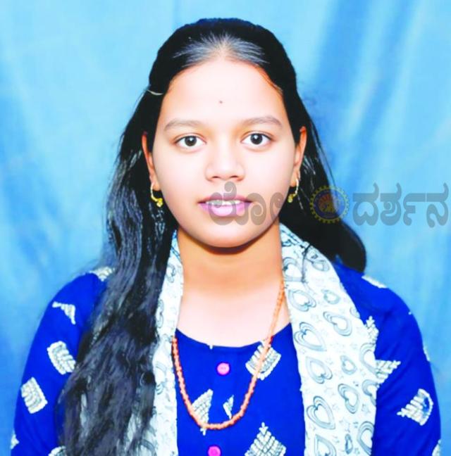 ಶ್ರೇಯಾ ಸಿಂಪಿ ದ್ವಿತೀಯ ಪಿಯುಸಿಯಲ್ಲಿ ಸಾಧನೆ 