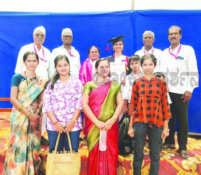 ಮಹಿಳಾ ವಿವಿಯಿಂದ ಶಿವಗಂಗಾ ಸಾಲೋಟಗಿಗೆ ಪಿಎಚ್‌.ಡಿ ಪ್ರದಾನ  