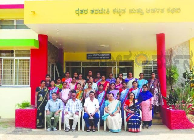 ಕೃಷಿ ಸಖಿಯರಿಗೆ “ಪರಿಸರ ಕೃಷಿ ವಿಧಾನಗಳು” ಕುರಿತು ಮಾಡ್ಯೂಲ್‌-4 ರ ತರಬೇತಿ ಕಾರ್ಯಕ್ರಮದ ಉದ್ಘಾಟನೆ 