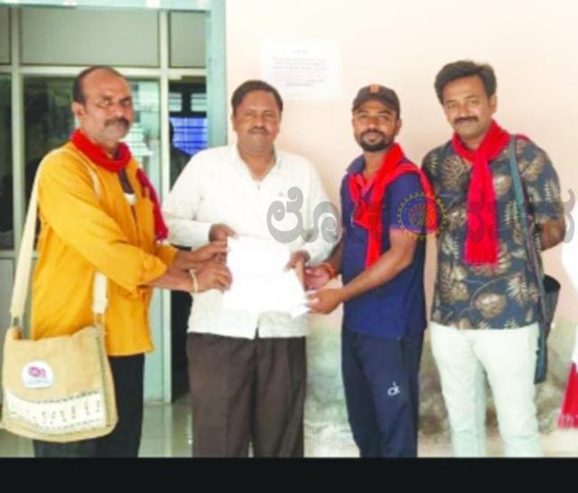 ಕುಡಿಯುವ ನೀರು ವ್ಯವಸ್ಥೆ ಕಲ್ಪಿಸಿ ಭಾರತ ಕಮ್ಯೂನಿಸ್ಟ್‌ ಪಕ್ಷದ ಮುಖಂಡರು ಮನವಿ  