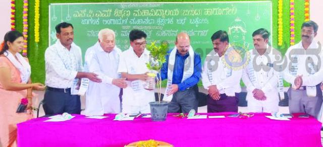 ವಚನಕಾರರು ವ್ಯಕ್ತಿತ್ವ ವಿಕಸನದ ಪಿತಾಮಹರು : ಡಾ.ಜೆ.ಎಸ್‌.ಪಾಟೀಲ 