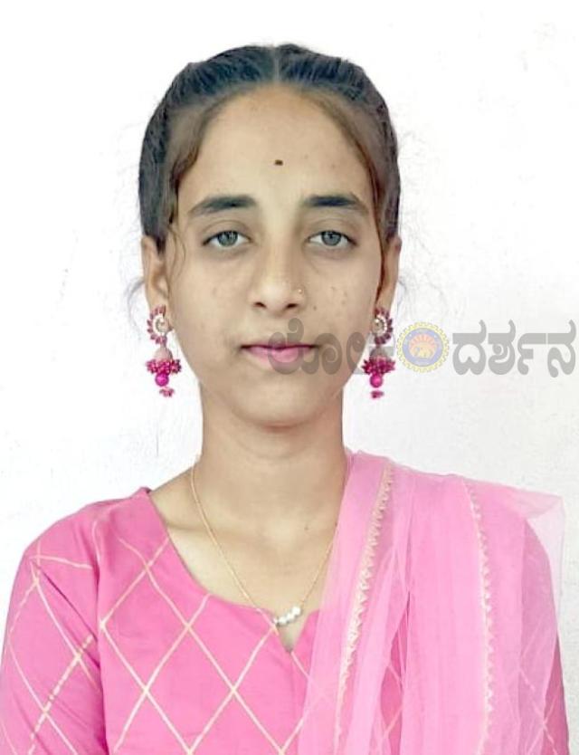 ಎಸ್.ಎಸ್.ಎಲ್.ಸಿ ಪರೀಕ್ಷೆಯಲ್ಲಿ ವಿದ್ಯಾರ್ಥಿನಿ ಸಾಧನೆ