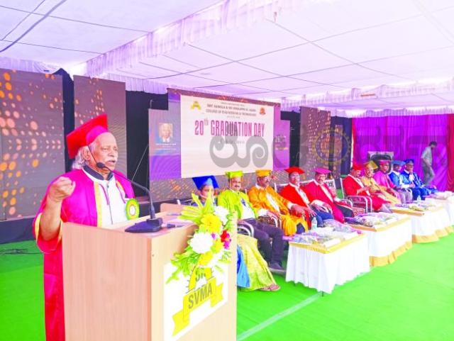 ಅಗಡಿ ಇಂಜಿನಿಯರಿಂಗ್ ಕಾಲೇಜಿನಲ್ಲಿ 20ನೇ ವರ್ಷದ ಪದವಿ ಪ್ರಧಾನ