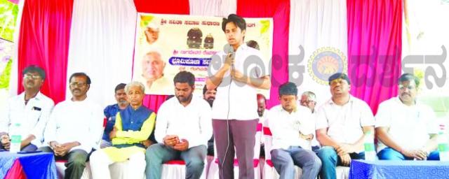 ಸಮಾಜದಲ್ಲಿ ಒಗ್ಗಟ್ಟಿನ ಮಂತ್ರ ಜಪಿಸಿದಾಗ ಮಾತ್ರ ಅಭಿವೃದ್ಧಿ ಸಾಧ್ಯ: ಕೃಷ್ಣಗೌಡ್ರು ಪಾಟೀಲ್ 