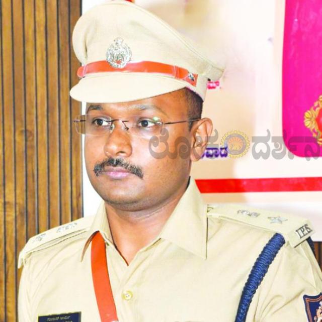 ಸಾರ್ವಜನಿಕ ಪ್ರದೇಶದಲ್ಲಿ ತಂಬಾಕು ಉತ್ಪನ್ನಗಳ ಬಳಕೆ ಮಾಡಿದ್ದಲ್ಲಿ ರೂ. 1000 ದಂಡ  