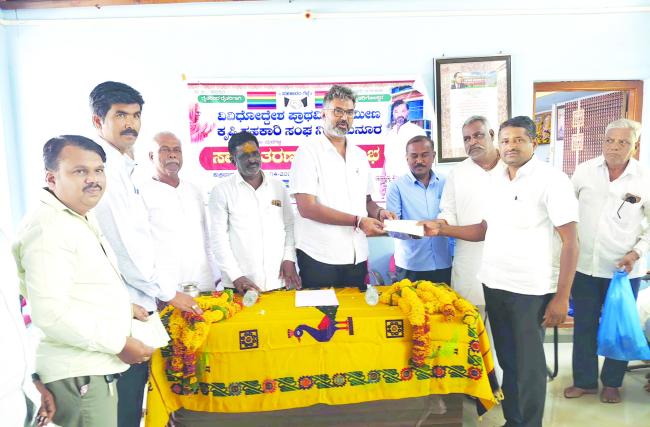 ಸಹಕಾರ ಸಂಘಗಳ ಅಭಿವೃದ್ಧಿಗೆ ಒಗ್ಗಟಿನಿಂದ ಶ್ರಮಿಸಬೇಕು: ಶಾಸಕ ವೈದ್ಯ 