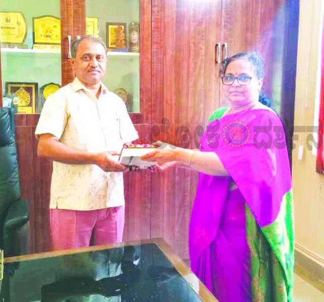 ರಂಗಾಯಣದ ನೂತನ ನಿರ್ದೇಶಕರಾಗಿ ಝಕೀರ ನದಾಫ ಅಧಿಕಾರ ಸ್ವೀಕಾರ 