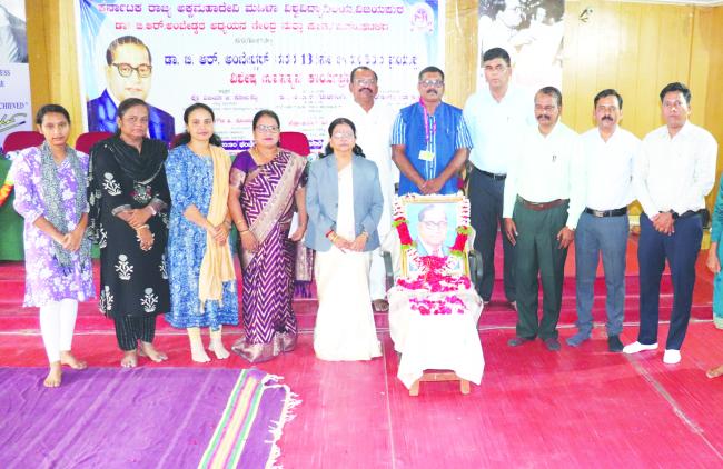 ಸಂವಿಧಾನ ನಮ್ಮ ಜೀವನಕ್ಕೆ ಮಾರ್ಗದರ್ಶಕ: ಕೋರಿಶೆಟ್ಟಿ  