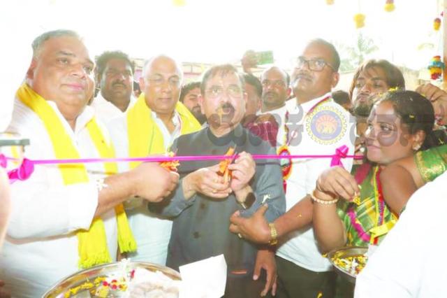 ಶೀಘ್ರದಲ್ಲಿ ಟೆಂಡರ್ ಪ್ರಕ್ರಿಯೆ ಮುಗಿಸಿ ಆಸ್ಪತ್ರೆಗೆ ಅವಶ್ಯವಿರುವ ಎಲ್ಲ ಸೌಲಭ್ಯ ಒದಗಿಸಲಾಗುವುದು : ದಿನೇಶ ಗುಂಡೂರಾವ್‌