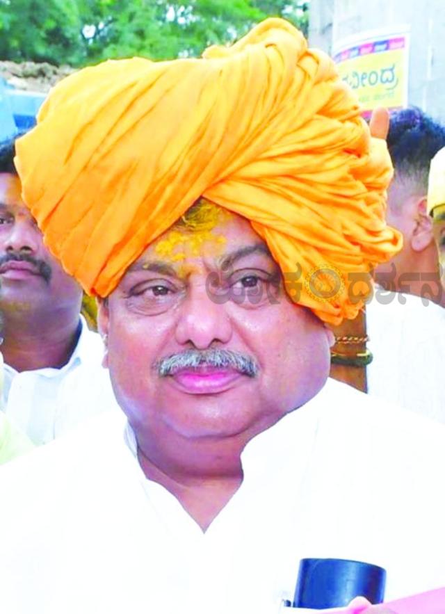 ಮೇ 1 ರಿಂದ ಜಿಲ್ಲಾ ಉಸ್ತುವಾರಿ ಸಚಿವರಿಂದ ಅಭಿವೃದ್ಧಿ ಕಾಮಗಾರಿಗಳಿಗೆ ಚಾಲನೆ 