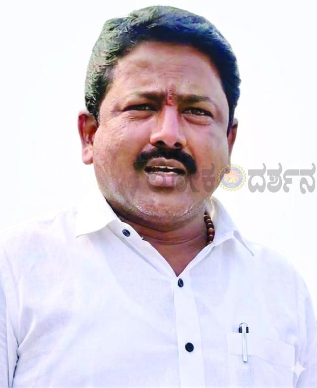 ಸಾಧನೆ ಬೆವರ ಹನಿಗಳ ಫಲ: ಕೃಷ್ಣಾ ಹಡಪದ 