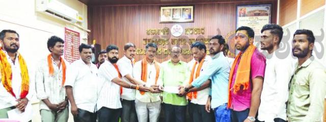 ಗೋ ರಕ್ಷಣೆ ಮತ್ತು ರಾಷ್ಟ್ರೀಯ ಪ್ರಾಣಿ ಎಂದು ಘೋಷನೆಗೆ ಆಗ್ರಹಿಸಿ ಮನವಿ  