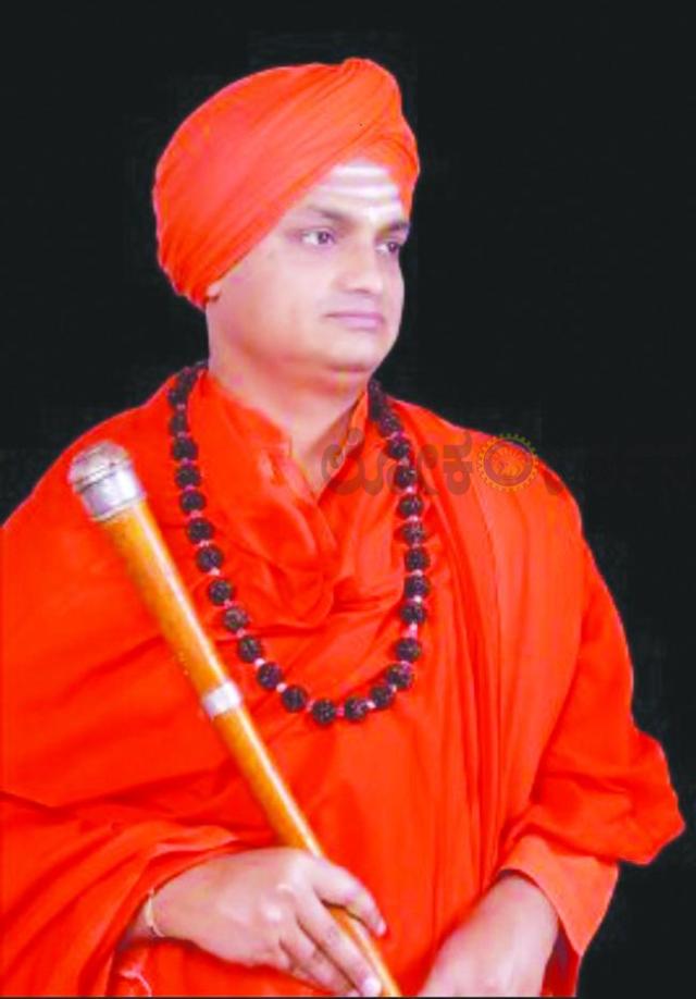   ಮನುಷ್ಯ ಉದಾರಿಯಾಗಿ ಬದುಕಬೇಕು : ಹೊಸಳ್ಳಿ ಅಭಿನವ ಬೂದೀಶ್ವರ ಸ್ವಾಮಿಜಿ  
