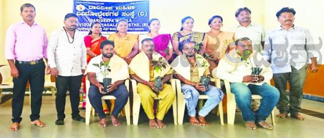 ಪೌರಕಾರ್ಮಿಕರು ಸಮಾಜದ ನಿಜವಾದ ಜೀವನಾಡಿಗಳು: ಚಂದ್ರಶೇಖರ್ ಹಾದಿಮನಿ  