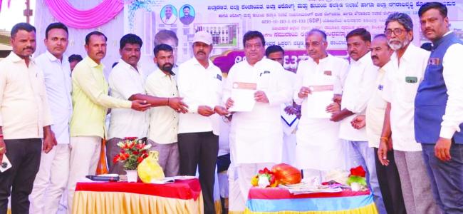 ಪತ್ರಿಕಾ ಭವನದ ನಿವೇಶನಕ್ಕೆ ಶಾಸಕ, ಸಚಿವರಿಗೆ ಮನವಿ  