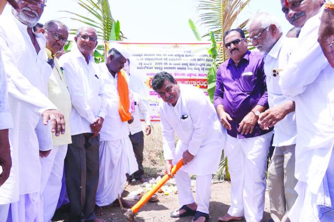 ಶೈಕ್ಷಣಿಗ ಗುಣಮಟ್ಟ ಸುಧಾರಣೆ, ರಸ್ತೆಗಳ ಅಭಿವೃದ್ಧಿ ನಾನಾ ಯೋಜನೆಗಳಿಗೆ ಚಾಲನೆ 