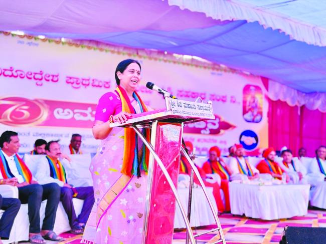 ಗ್ರಾಮೀಣ ಆರ್ಥಿಕತೆಗೆ ಪ್ರಾಥಮಿಕ ಸಹಕಾರ ಸಂಘಗಳೇ ಬೆನ್ನೆಲುಬು: ಲಕ್ಷ್ಮೀ ಹೆಬ್ಬಾಳಕರ್ 