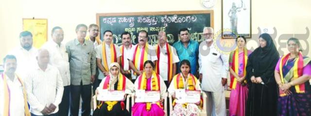 ಕನ್ನಡಿಗರೆಲ್ಲರೂ ಕನ್ನಡ ಸಾಹಿತ್ಯ ಪರಿತ್ತಿನ ಸದಸ್ಯರಾಗಿ: ಡಾ. ಸಂತೋಷ ಯಕ್ಕುಂಡಿ 
