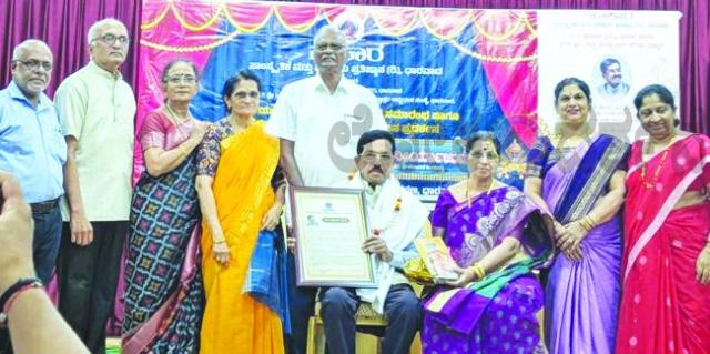 ಶಿಕ್ಷಣ ದ ಜೊತೆಗೆ ಸಂಸ್ಕಾರದ ಬೀಜವನ್ನು ವಿದ್ಯಾಲಯಗಳು ಬಿತ್ತಿದರೆ ಮಾತ್ರ ಉತ್ತಮ ನಾಗರಿಕ ಸಮಾಜ ಕಟ್ಟಲು ಸಾಧ್ಯ ಡಾ. ಅಜಿತ ಪ್ರಸಾದ  
