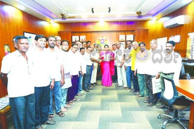 ಜಿಲ್ಲೆಯಲ್ಲಿ ಖನಿಜ ಸಂಪತ್ತಿನ ಗಣಿಗಾರಿಕೆ ಪರಿಣಾಮಭೂತ ಪ್ರದೇಶಗಳ ಅಭಿವೃದ್ಧಿಗೆ ಜಿಲ್ಲಾ ಖನಿಜ ನಿಧಿ ಬಳಸುವಂತೆ ಮನವಿ 