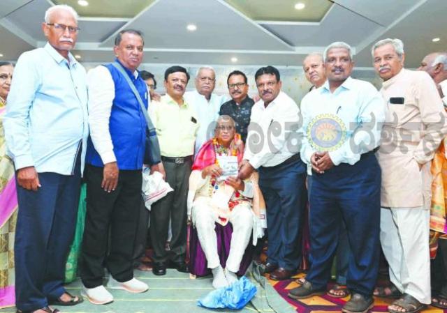 ಪ್ರೊ ಎಸ್‌. ವಿ ಪಟ್ಟಣಶೆಟ್ಟಿ ಅವರ 83ನೇ ಹುಟ್ಟು ಹಬ್ಬದ ಸಂಭ್ರಮ