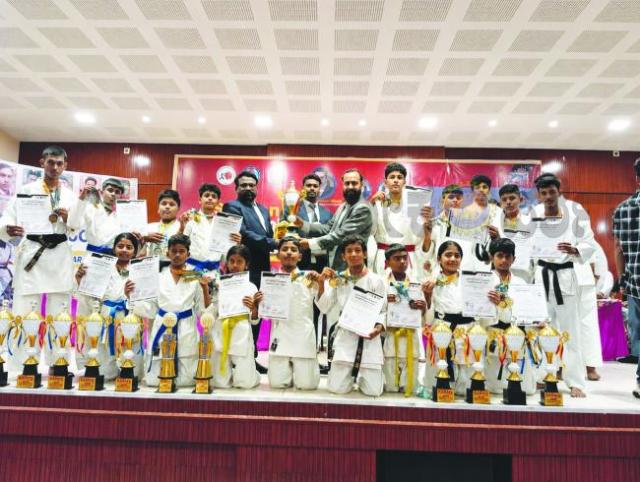 ಅಂತರಾಷ್ಟ್ರೀಯ ರಾಷ್ಟ್ರೀಯ ಕರಾಟೆ ಚಾಂಪಿಯನ್ಶಿಪ್ನಲ್ಲಿ ಟ್ರಡಿಷನಲ್ ಶೊಟೋಕಾನ್ ಅಕಾಡೆಮಿಗೆ ಭರ್ಜರಿ ಸಾಧನೆ 
