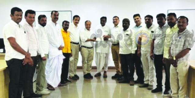 ಕಿರ್ಲೋಸ್ಕರ್ ಕಾರ್ಖಾನೆ ಯಿಂದ ಬೇವಿನ ಹಳ್ಳಿ ಸರ್ಕಾರಿ ಪ್ರೌಢಶಾಲೆಗೆ ಜಮೀನು ದಾನ