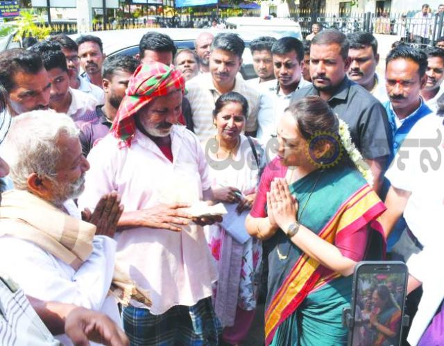 ಆಸ್ಪತ್ರೆಗಳಿಗೆ ಅಗತ್ಯ ಸಿಬ್ಬಂದಿ, ಸೌಲಭ್ಯಗಳನ್ನು ಪೂರೈಸಲು ಸರ್ಕಾರಕ್ಕೆ ಪತ್ರ : ಡಾ.ನಾಗಲಕ್ಷ್ಮಿ ಚೌಧರಿ 