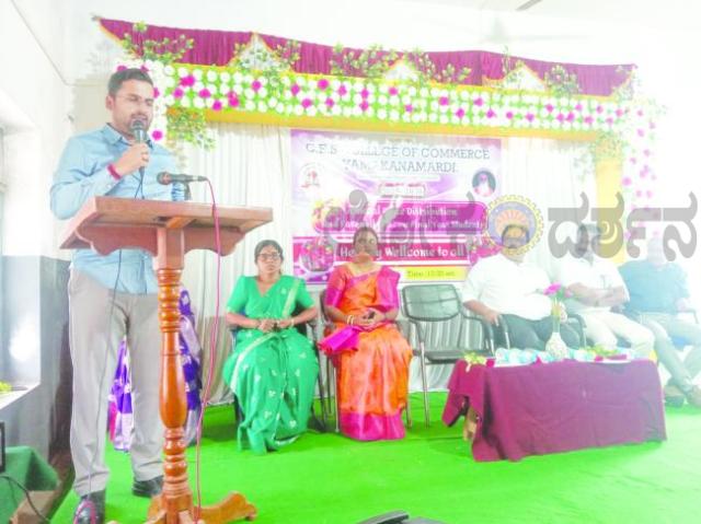 ವಾರ್ಷಿಕ ಸ್ನೇಹ ಸಮ್ಮೇಳನ ಪಾರಿತೋಷಕ ವಿತರಣೆ  