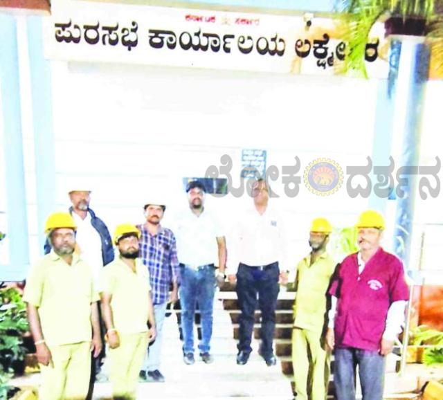  ಪಟ್ಟಣದ ಪುರಸಭೆಯಿಂದ ತುರ್ತು ಸಮಯದಲ್ಲಿ ಸೇವೆಗೆ ವಿಶೇಷ ಪೌರಕಾರ್ಮಿಕರ ತಂಡ 