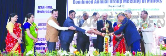 ಸಜ್ಜೆ, ಜೋಳ, ಸಿರಿಧಾನ್ಯ ಯೋಜನೆಗಳ ವಾರ್ಷಿಕ ಗುಂಪು ಸಮಾವೇಶ 