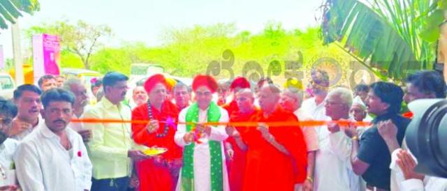 ‘ಗ್ರಾಮೀಣ ಭಾಗದಲ್ಲಿ ಮಠಮಾನ್ಯಗಳು ಬೆಳೆಯುತ್ತಿರುವುದು ಸಂತೋಷದ ವಿಷಯ’ 