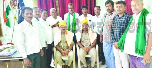 ನೂತನ ಸಿಪಿಐ ರಮೇಶ್ ಹನಾಪುರರಿಗೆ ಕುರುಬ ಸಮುದಾಯದ ಅಭಿನಂದನೆ  