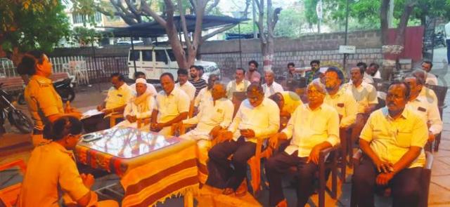 ತಾಳಿಕೋಟಿ: ಪಿ.ಎಸ್‌.ಐ ಜ್ಯೋತಿ ಖೋತ ನೇತೃತ್ವದಲ್ಲಿ ಬಕ್ರೀದ್ ಶಾಂತಿ ಸಭೆ 