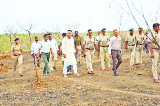 ಸಾವಳಸಂಗ ಗ್ರಾಮಕ್ಕೆ ಭೇಟಿ ನೀಡಿದ ಯಶವಂತರಾಯಗೌಡ