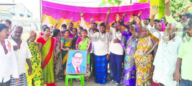 ಹಳ್ಳದ ಜಮೀನು ಪ್ರಕರಣ ಬೆನ್ನಲ್ಲೇ ಶಿವರಾಜ್ ವಿರುದ್ಧ ಹೊಸ ಆರೋಪ! ರಸ್ತೆ ಅಗಲೀಕರಣಕ್ಕೆ ಮನೆ ಕಳೆದುಕೊಂಡ ಕುಟುಂಬಗಳ ಆಕ್ರೋಶ