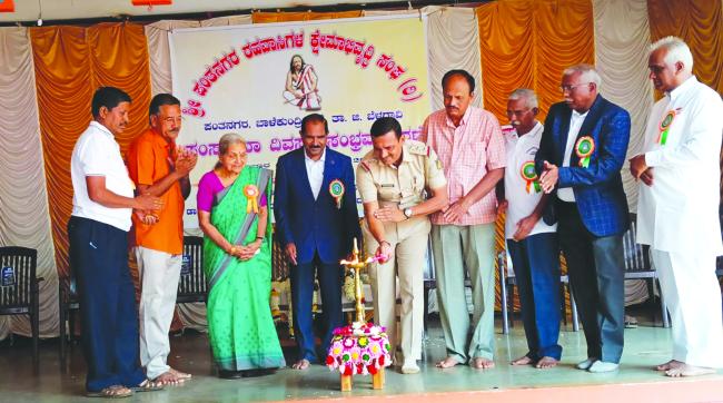‘ಪ್ರತಿಭಾ ಪುರಸ್ಕಾರ ಕಾರ‌್ಯಕ್ರಮಗಳಿಂದ ವಿದ್ಯಾರ್ಥಿಗಳಲ್ಲಿ ದೇಶದ ಬಗ್ಗೆ ಅಭಿಮಾನ ಮೂಡುತ್ತದೆ’ 