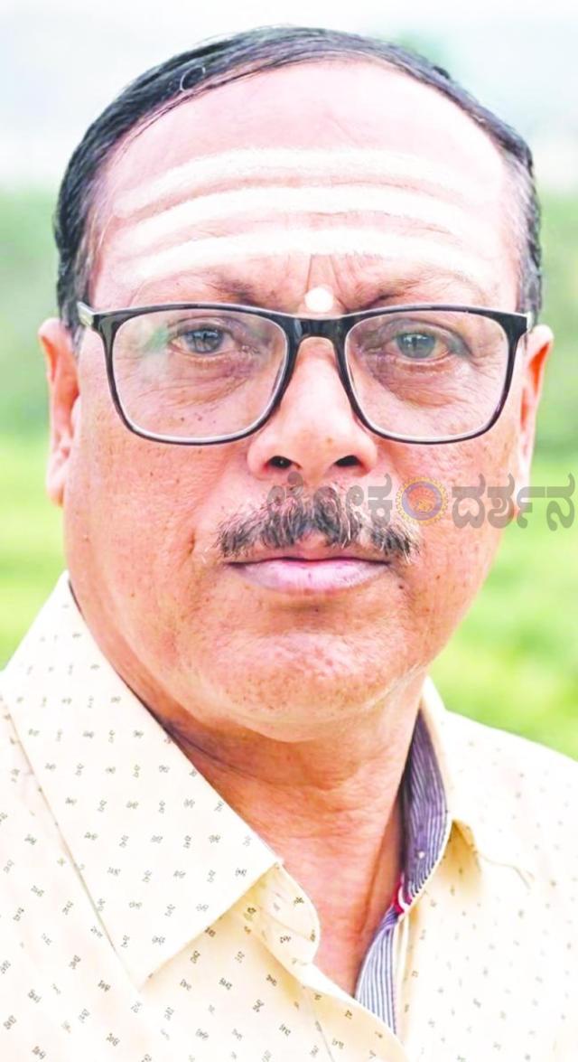 ಶಿಕ್ಷಣಾಧಿಕಾರಿ ಪ್ರಭಯ್ಯ ಚಿಕ್ಕಮಠ ನಿವೃತ್ತಿ  