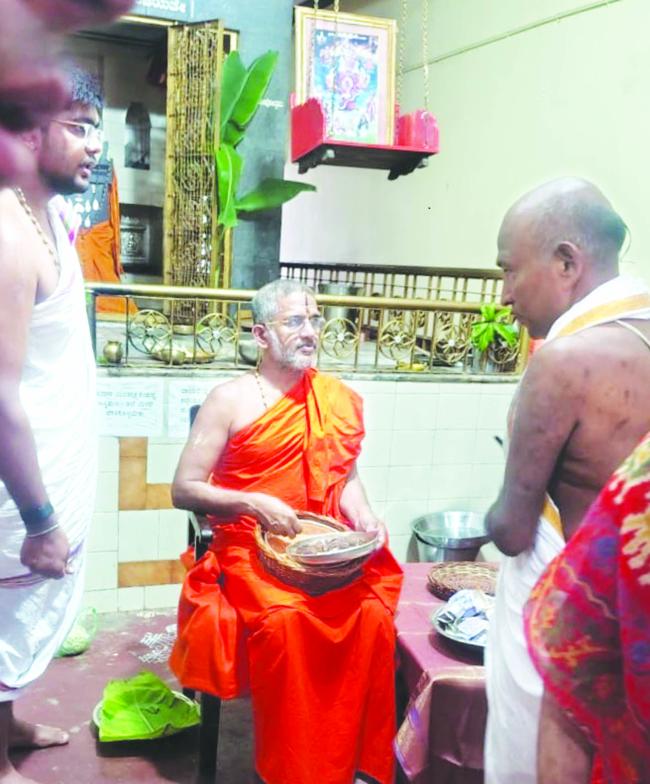 ಧಾರ್ಮಿಕ ಸಂಸ್ಕಾರ ವ್ಯಕ್ತಿತ್ವವನ್ನು ರೂಪಿಸುತ್ತದೆ : ಪೇಜಾವರ ಶ್ರೀಗಳು 