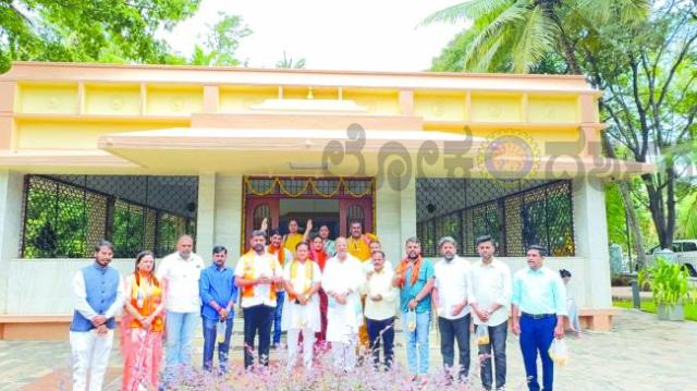 ಚುನಾಯಿತ ಪ್ರಧಾನಿಯಾಗಿ ನರೇಂದ್ರ ಮೋದಿ ದಾಖಲೆ: ಬಿಜೆಪಿಯಿಂದ ವಿಶೇಷ ಪೂಜೆ 