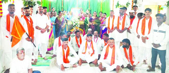 ಶಿರಗುಪ್ಪಿಯಲ್ಲಿ ಶ್ರೀ ಸ್ವಾಮಿ ಸಮರ್ಥರ ರಥಯಾತ್ರೆ  ಭಕ್ತಿಭಾವದ ಸಂಭ್ರಮ 