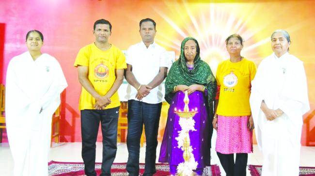 ಈಶ್ವರೀಯ ವಿಶ್ವವಿದ್ಯಾಲಯದಲ್ಲಿ ಯೋಗ-ಯೋಗಾಸನ ಶಿಬಿರಕ್ಕೆ ಚಾಲನೆ   