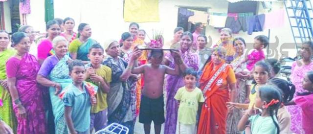 ಹೊಳಗುಂದಿ ಮಳೆಗಾಗಿ ರೈತ ಮಹಿಳೆಯರಿಂದ ಗುರ್ಜಿ ಪೂಜೆ  