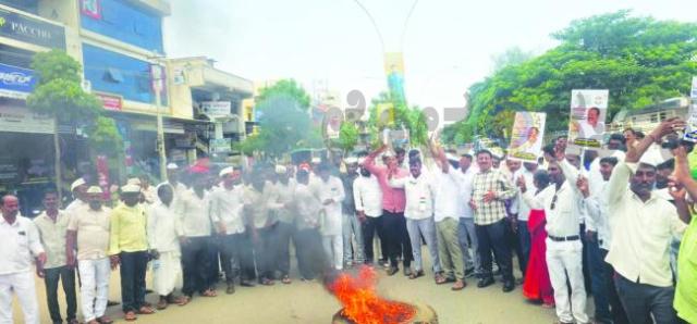 ಬ್ಲಾಕ್ ಕಾಂಗ್ರೆಸ್ ಅಧ್ಯಕ್ಷ ಗುರುಣ್ಣ ತಾರನಾಳರಿಂದ ಹೈಕಮಾಂಡ್ಗೆ ತೀವ್ರ ಒತ್ತಾಯ 