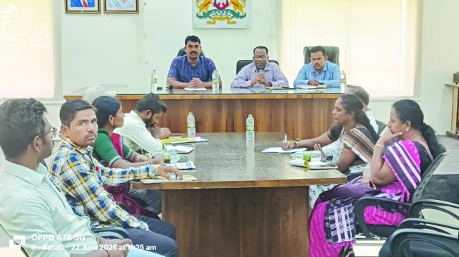 ಬಳ್ಳಾರಿಯಲ್ಲಿ ಬಾಲಕಾರ್ಮಿಕ ಪದ್ಧತಿ ನಿರ್ಮೂಲನೆಗೆ ಆಕಸ್ಮಿಕ ದಾಳಿ: 5 ಮಕ್ಕಳ ರಕ್ಷಣೆ, ಮಾಲೀಕರ ವಿರುದ್ಧ ಪ್ರಕರಣ ದಾಖಲು 